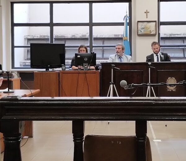 Piden 16 años de prisión para acusado de un intento de femicidio en Bernal