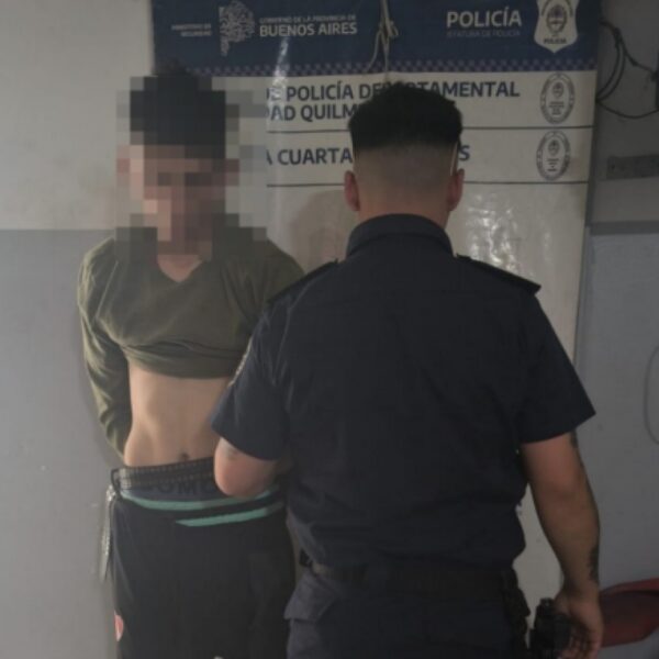 Detuvieron a un joven armado tras el robo de una moto en San Francisco Solano