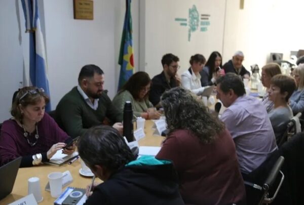 La Provincia ofreció 1,5% de suba salarial para enero y los docentes lo rechazaron