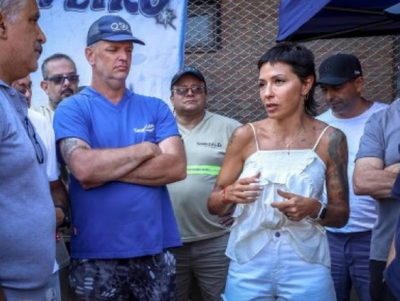Mayra Mendoza acompañó a los trabajadores de Sealed Air en Quilmes