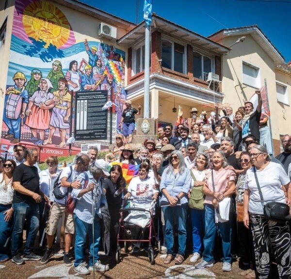 Descubrieron un mural y una placa en el ex CCD Pozo de Quilmes