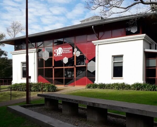 Semana de paro docente en la Universidad Nacional de Quilmes: se verán afectadas las clases