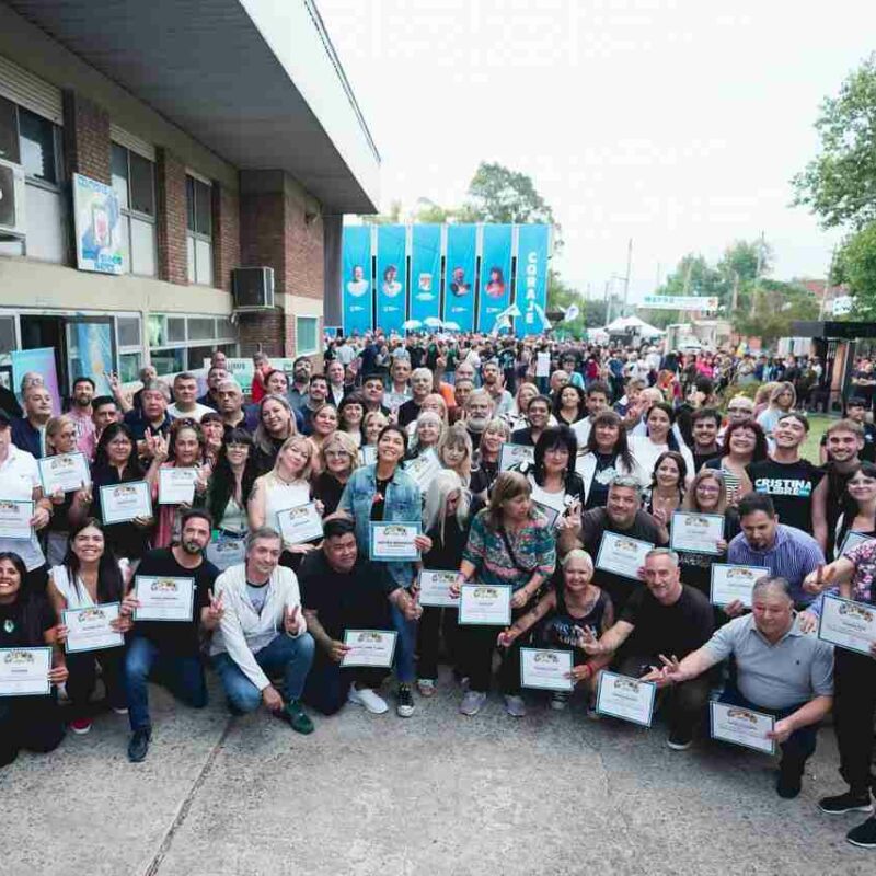 Mayra Mendoza asumió un nuevo mandato en el PJ de Quilmes