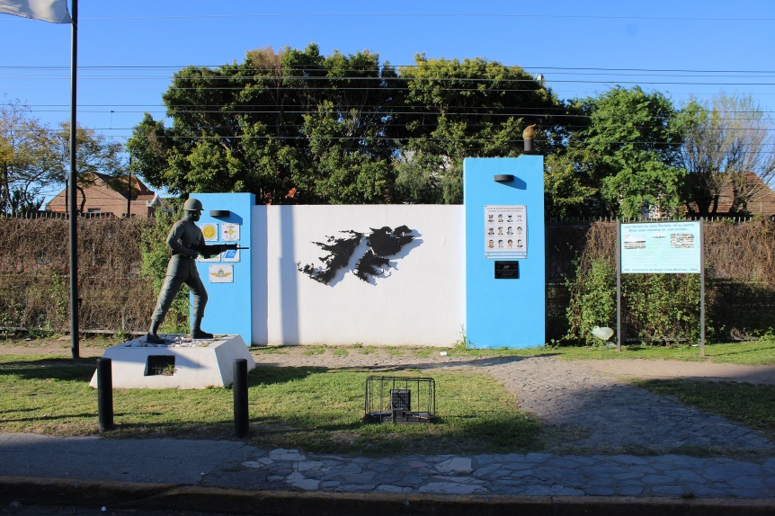 Realizarán una vigilia en Bernal por el Día del Veterano y de los Caídos en Malvinas