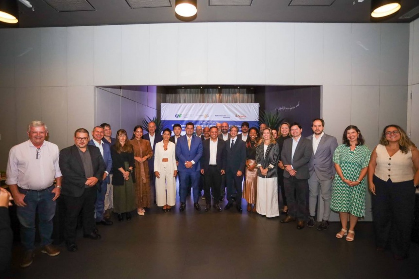 Mayra Mendoza se encuentra en Brasil gestionando fondos para la obra de los arroyos San Francisco-Las Piedras