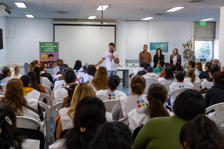Realizaron una jornada de asesoramiento sobre los derechos de los consumidores