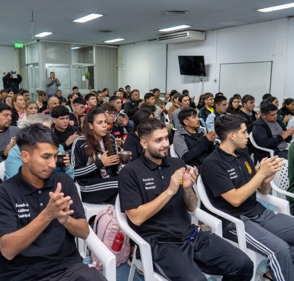 Más de 140 estudiantes iniciaron el ciclo lectivo en la Escuela Municipal de Árbitros
