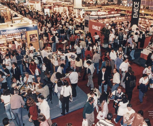 A 50 años del golpe, la Feria del Libro refuerza el “Nunca Más” con memoria y mirada al futuro