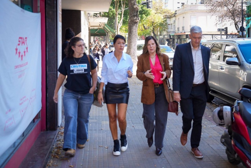 Mayra Mendoza participó del encuentro del PJ bonaerense y respaldó el documento consensuado