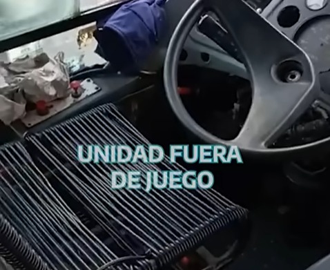 Trasladaban a chicos en un colectivo sin habilitación y en estado crítico