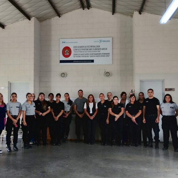 Jornada de capacitación sobre derechos de la mujer en Florencio Varela