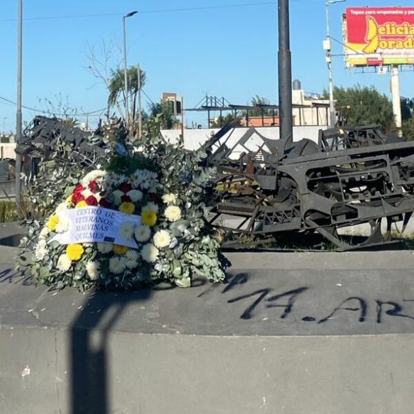 Homenajearon en Quilmes a los héroes del Crucero General Belgrano