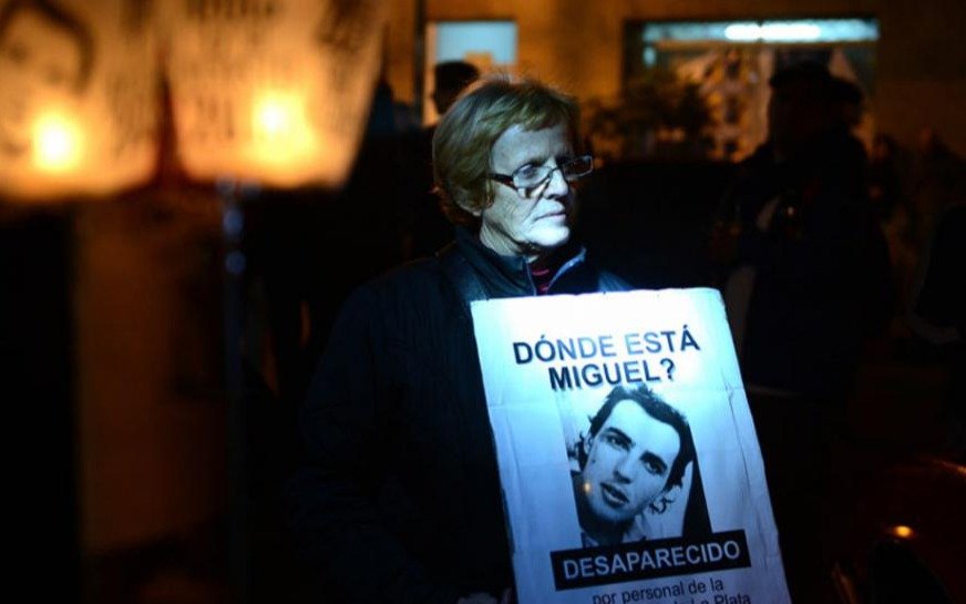 Realizan en La Plata la vigilia por los 30 años del caso Miguel Bru