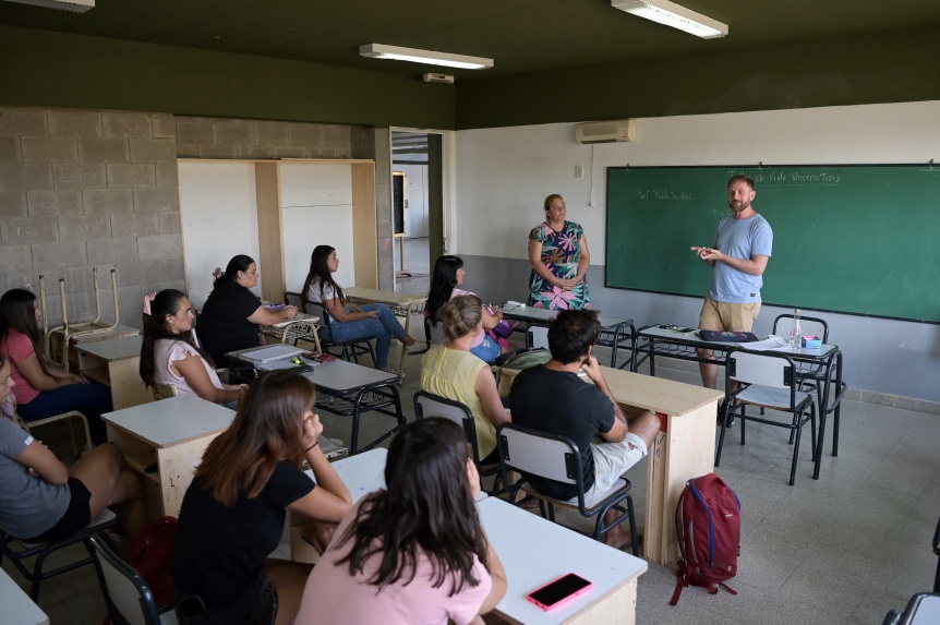 Empieza la cursada de nuevas carreras universitarias en 8 municipios bonaerenses