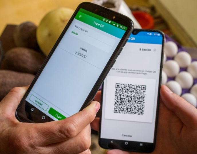 Empieza a regir la obligatoriedad para que los códigos QR acepten pagos con tarjeta desde cualquier billetera virtual