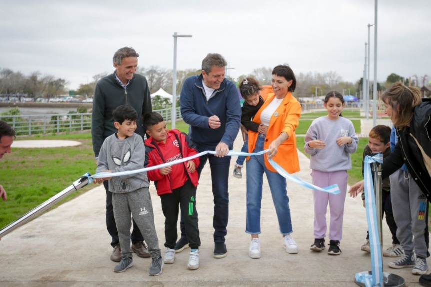 Mayra Mendoza y Sergio Massa inauguraron el nuevo Parque de la Ribera de Quilmes