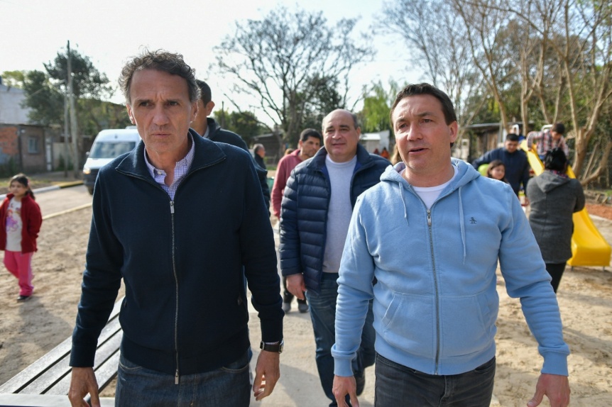 Andrés Watson y Gabriel Katopodis presentaron la zona urbanizada en el barrio 9 de Julio