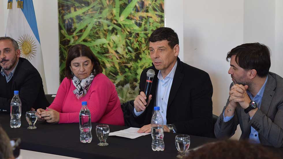 Encuentro sobre la situación actual del cannabis medicinal en la UNAJ