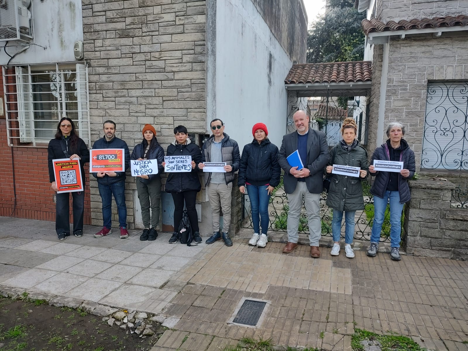 Detuvieron al acusado de ahorcar a su perro en el patio de su casa y que no se presentó al juicio oral en Tribunales