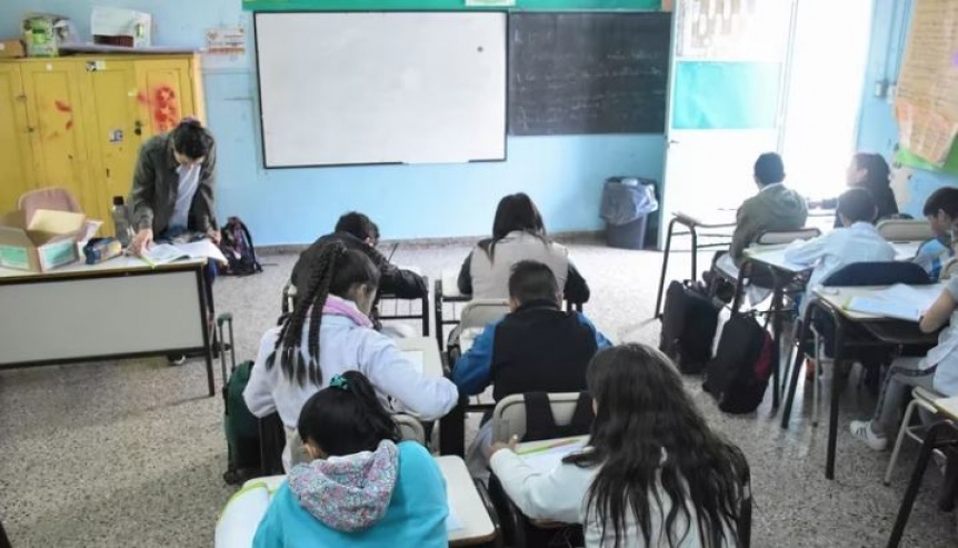 Continúa hasta fin de año la jornada de 25 horas semanales en las escuelas primarias