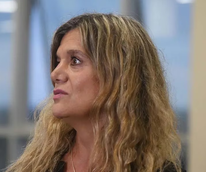 Mendoza: un peligroso preso intentó apuñalar a la fiscal Claudia Ríos y atacó a una pasante en pleno juicio oral