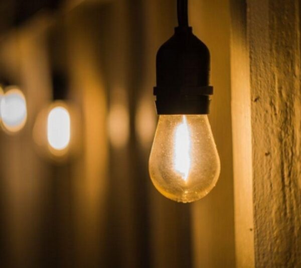 Otro tarifazo: la luz subirá 118% promedio en la provincia de Buenos Aires