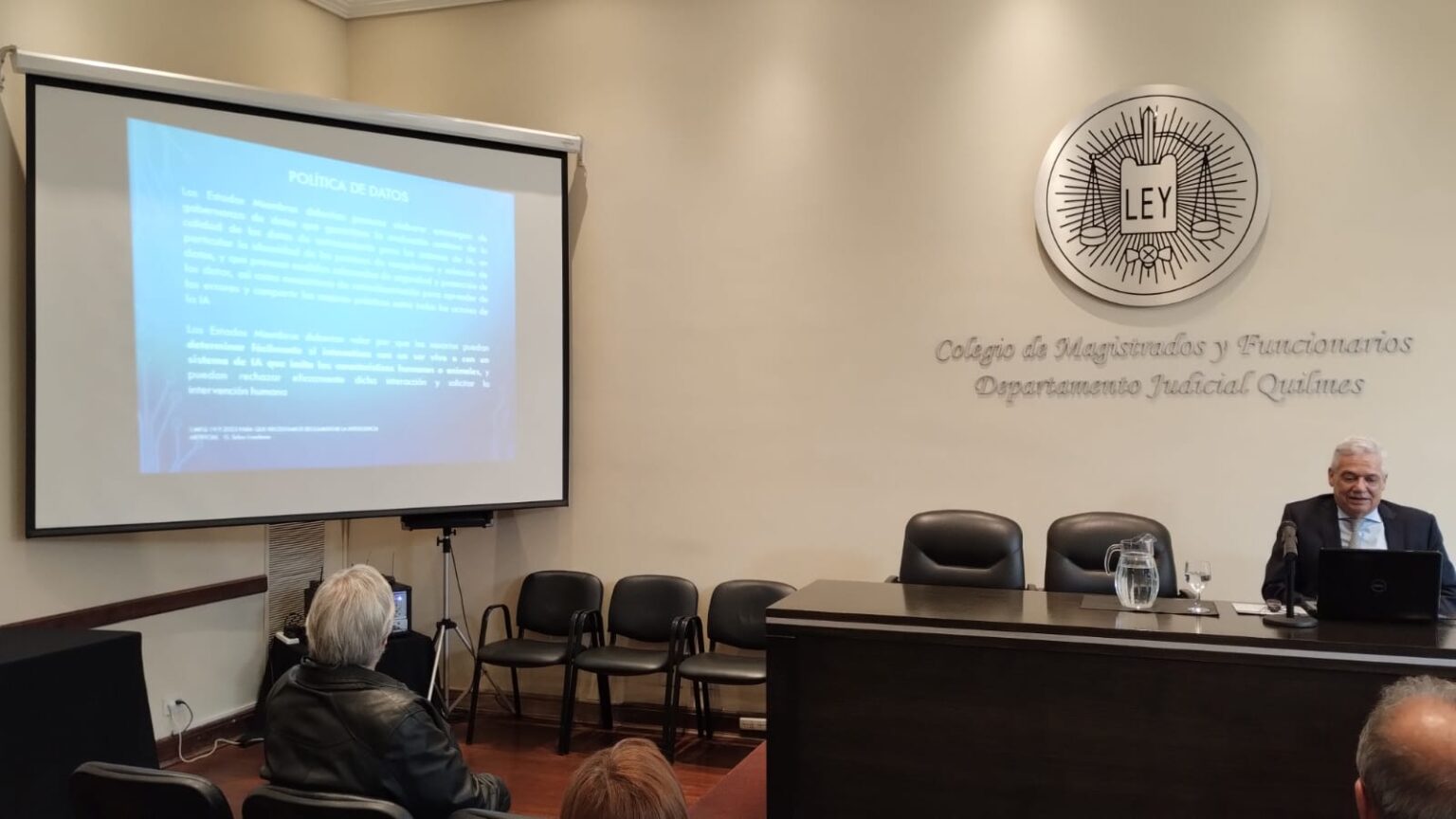 “Para qué necesitamos reglamentar la inteligencia artificial?”, charla del doctor Schor-Landman en el Colegio de Magistrados de Quilmes