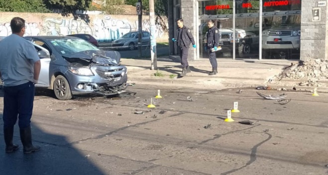 Siniestro fatal: murió motociclista al colisionar con un automóvil