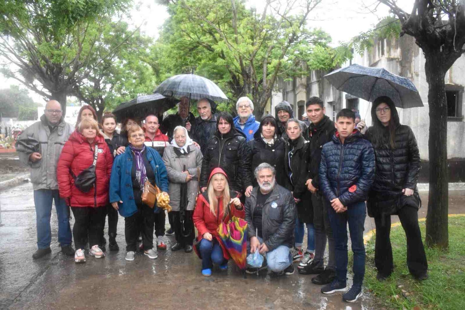 Inhumaron en el cementerio de Ezpeleta los restos de un detenido desaparecido secuestrado en Bernal