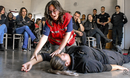 Medio centenar de agentes se capacitan en RCP y Primeros Auxilios