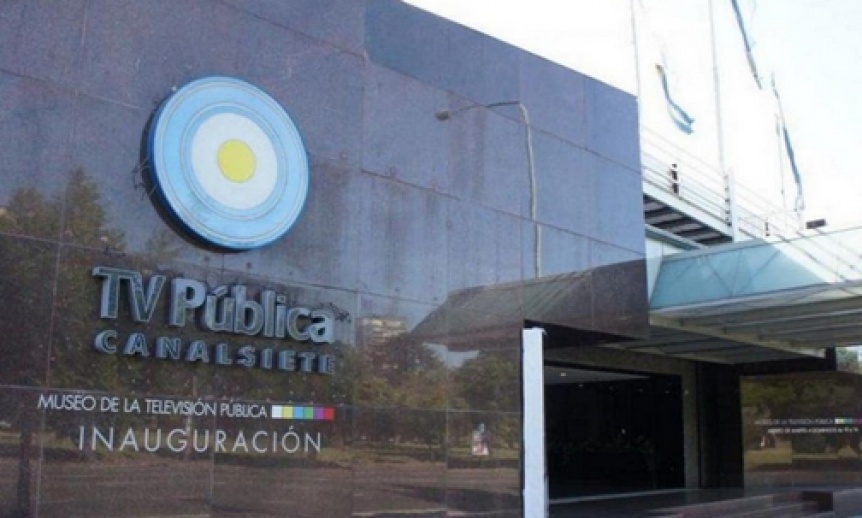 La TV Pública, Radio Nacional y Télam rechazaron la decisión de Milei de privatizar medios públicos