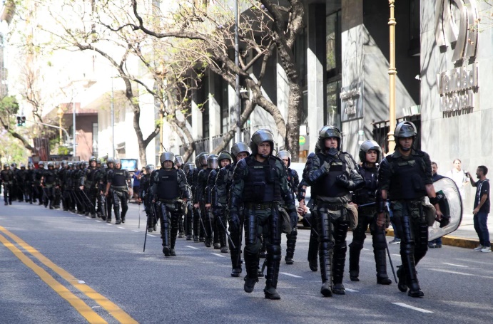 Profesores de Derecho Penal defendieron el derecho a la protesta y se expresaron en contra de “la irracionalidad punitiva”