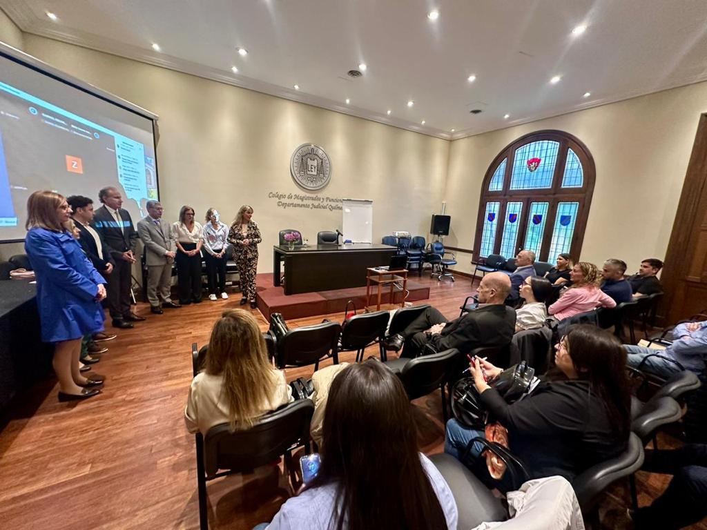 Cierre de la Diplomatura sobre inteligencia artificial, ciudades inteligentes, gestión de gobierno en el Colegio de Magistrados de Quilmes