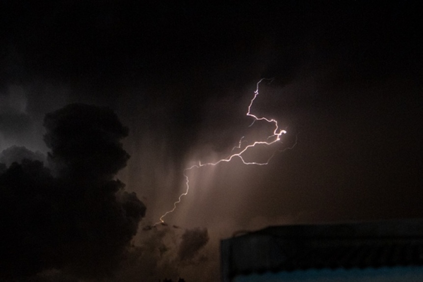 Sigue hoy el alerta por tormentas y granizo: Ciudad, provincia de Buenos Aires y otros cinco distritos afectados