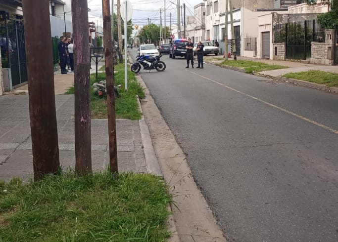 Policía baleó a un delincuente tras asalto y tiroteo en Bernal