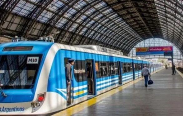 Los pasajes de tren aumentan 45,32% a partir del 15 de enero