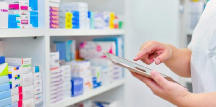 La venta de medicamentos recetados cayó 26% y preocupa la interrupción de tratamientos por la crisis