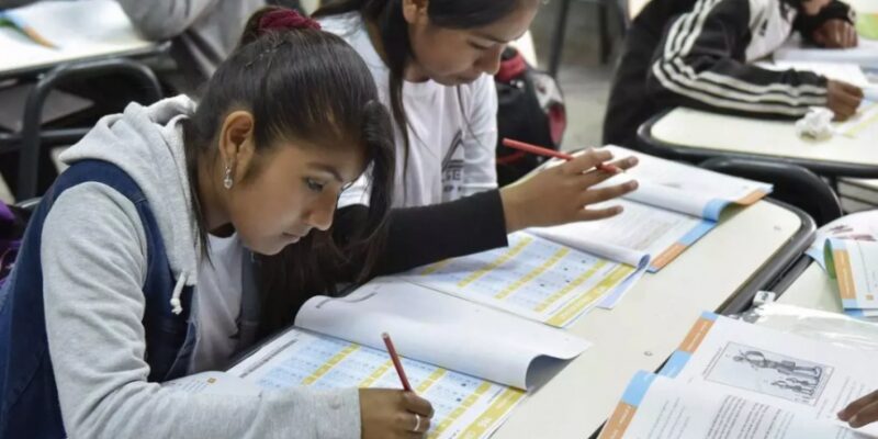 Diputados: avanza la ley para incorporar la educación emocional en escuelas bonaerenses