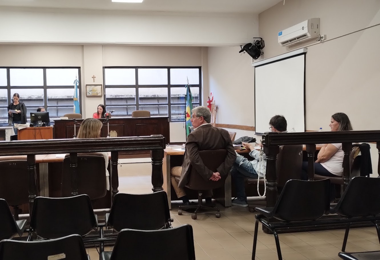 Juicio por Jurados en Quilmes: por unanimidad declararon culpable a funcionaria judicial que cultivaba y vendía drogas en su casa