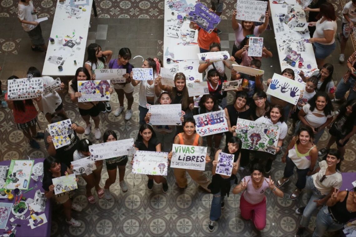 Mayra Mendoza participó de la jornada QuilmESI en el marco del 8M