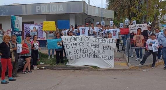 A un mes de la muerte del albañil Jorge Gauna; su familia reclama Justicia