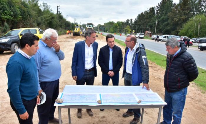 Watson y Katopodis evaluaron el progreso de la obra en la Ruta Provincial Nº 53 en Florencio Varela