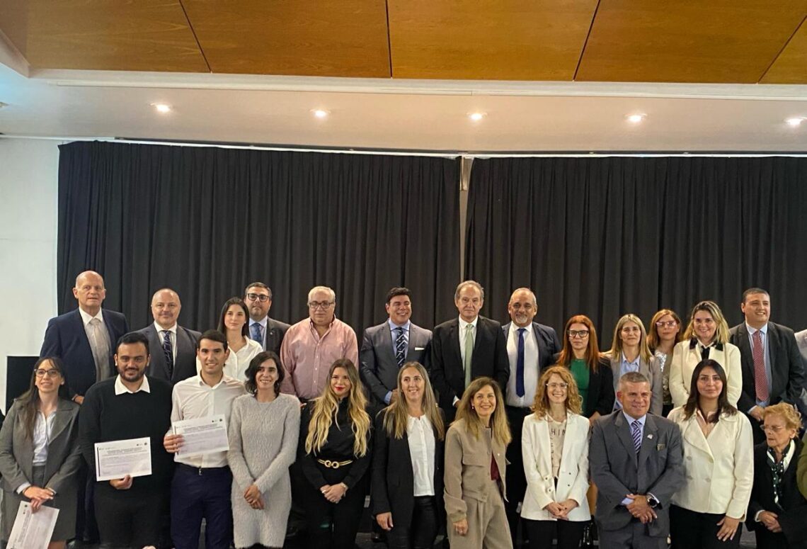 “Diplomatura sobre inteligencia artificial, ciudades inteligentes, gestión de gobierno”; entregaron diplomas en el Colegio de Abogados de Quilmes