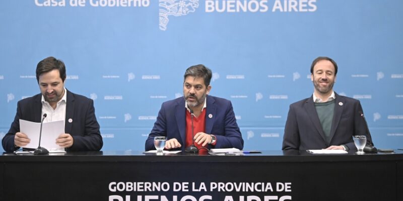 Provincia convocará a los estatales para cerrar la paritaria 2024 y buscan que el aguinaldo se pague antes de las fiestas