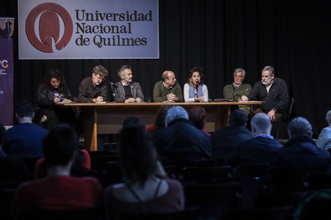 Debate y panel sobre “La Criminalización y la Represión de la Protesta Social”, en la UNQ