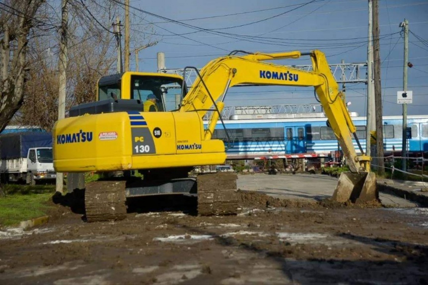 El Municipio avanza con la pavimentación, bacheo y colocación de carpeta asfáltica en barrios de Quilmes