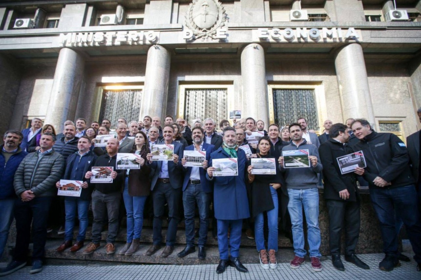 Mayra Mendoza: “necesitamos que el Gobierno nacional reanude obras fundamentales para Quilmes”