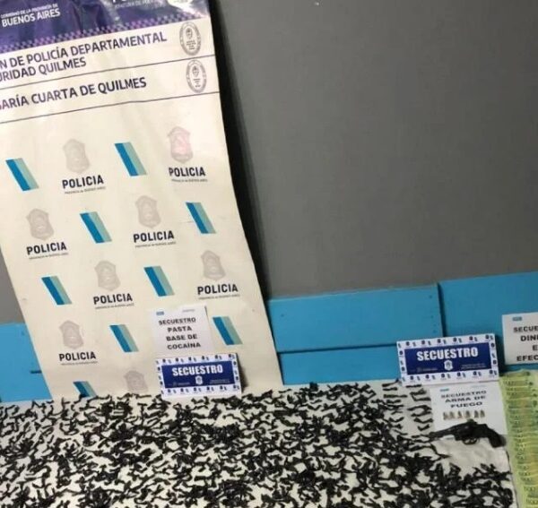 Secuestraron casi 2.000 dosis de cocaína en el Barrio La Matera