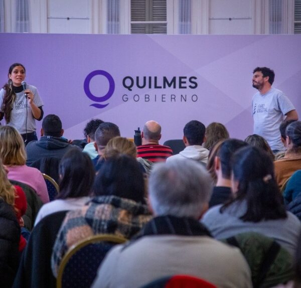 Se realizó el primer encuentro de formación docente en Quilmes del programa “No te ganes un problema”