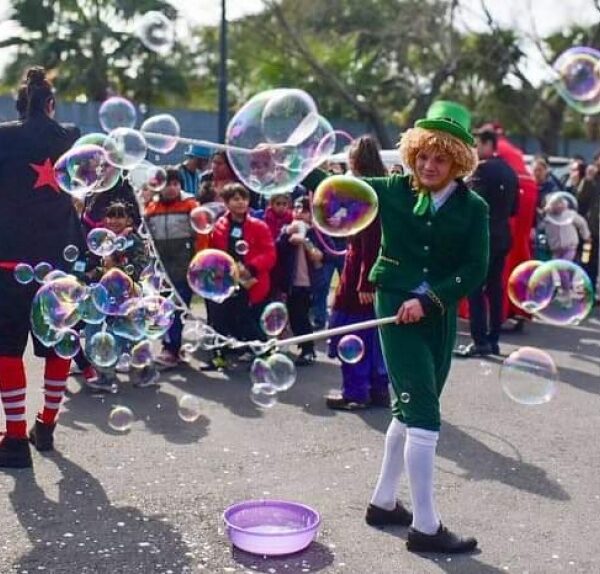 Más de 4.000 chicos participaron del Festival de la Niñez en el Polideportivo Municipal